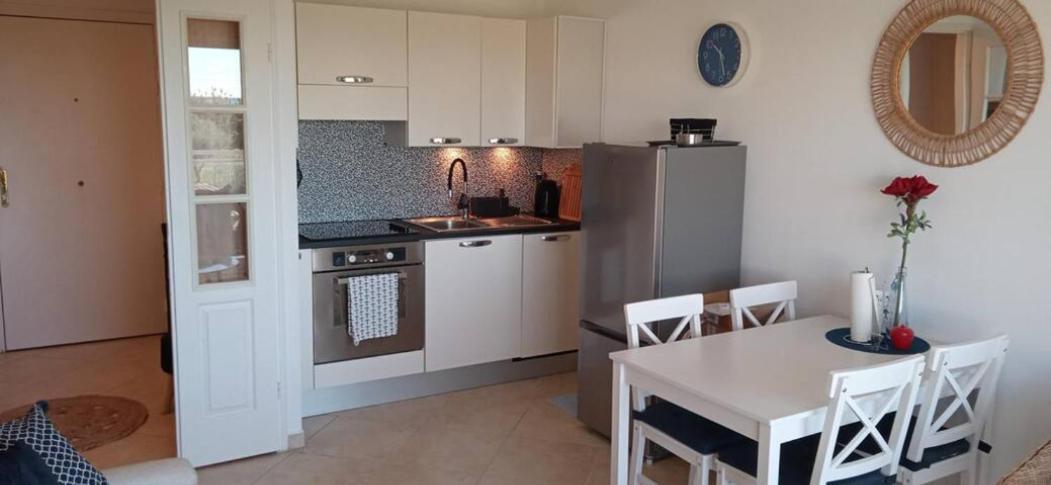 Feels Like Home Juan Flore - Air-Conditioned Furnished Apartment With Terrace & Parking Антиб Екстериор снимка